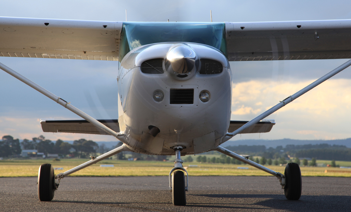 Cessna T206H at Bathurst Airport. Photographed for CASA 'Weather To Fly' DVD (Product ID: SP087). Close up view of propeller.