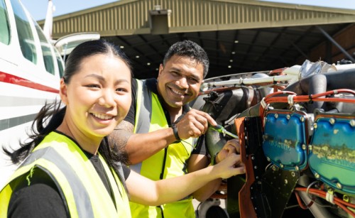 Image of aircraft maintenance engineers