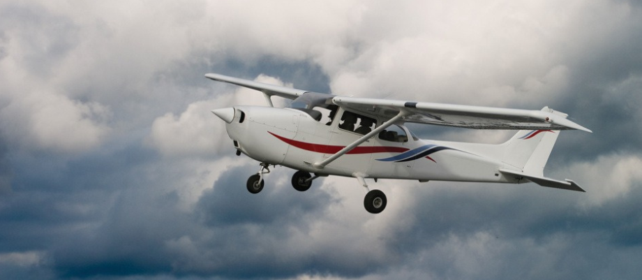 Pilot safety hub weather and forecasting.